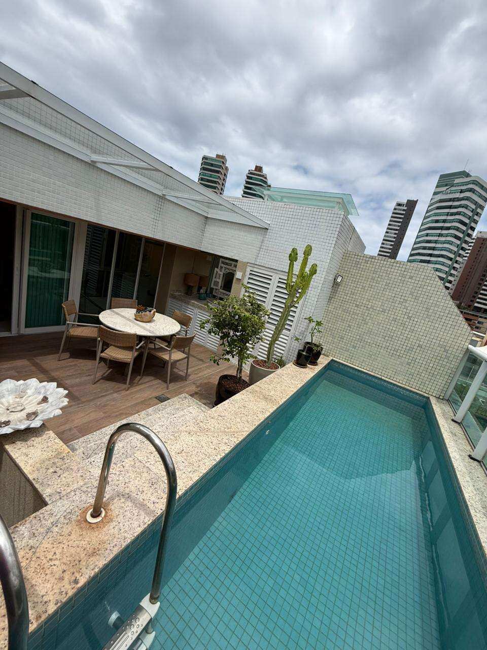 Apartamento Cobertura Costa Espanha 3 Quartos 145m² Nascente 3 vagas Decorada Barra / Ondina Costa España