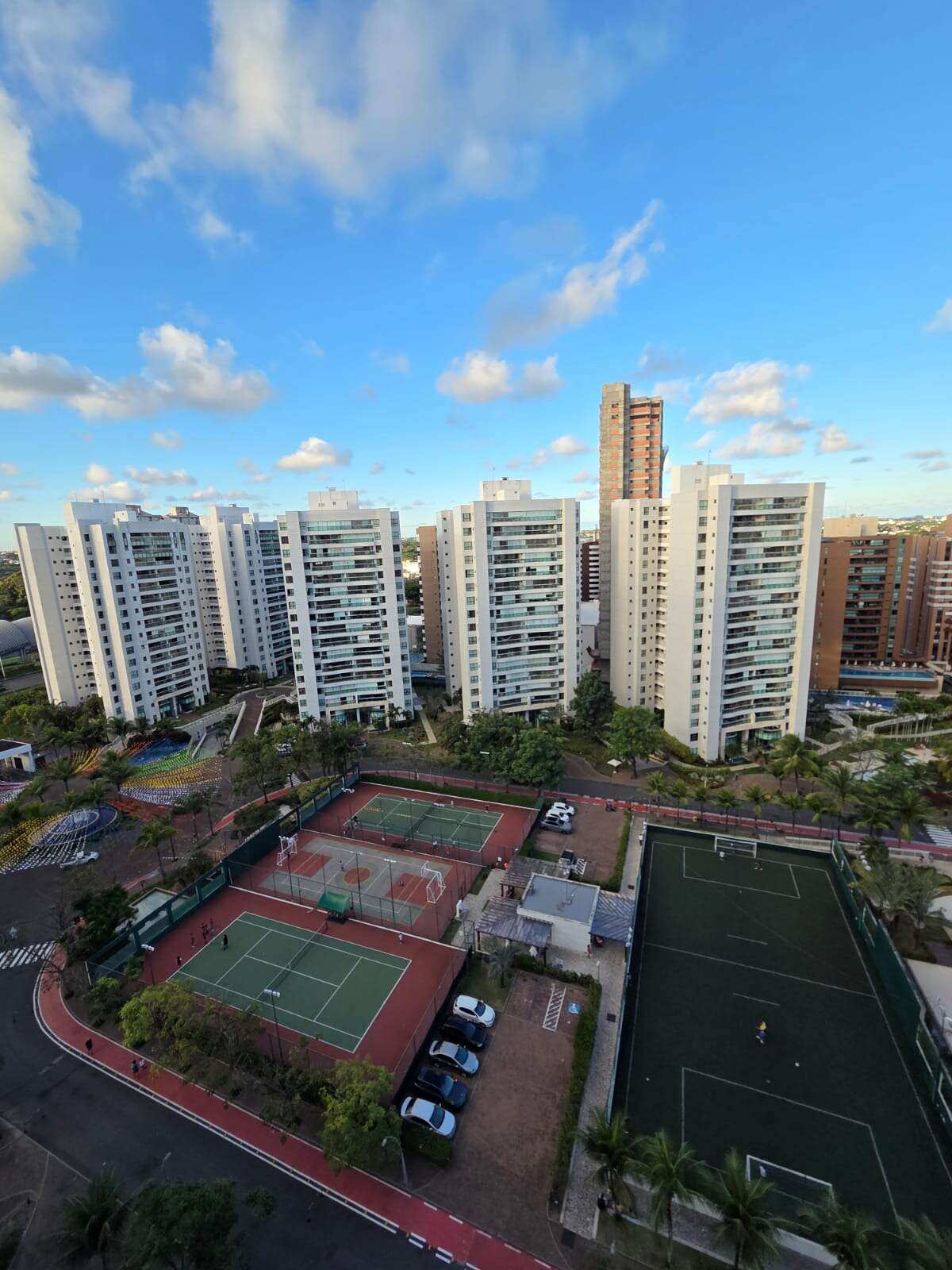 Apartamento Alphaville Le Parc 3 suítes 142m² Decorado Patamares Oportunidade
