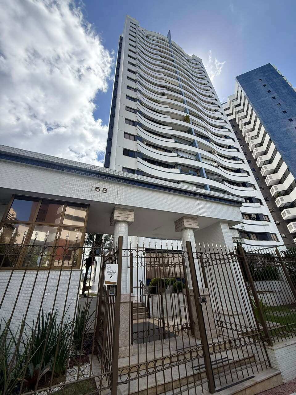 Apartamento Alto do Itaigara 3 Quartos 130m² Decorado Mansão Ilha de Delfos Reg. Pituba