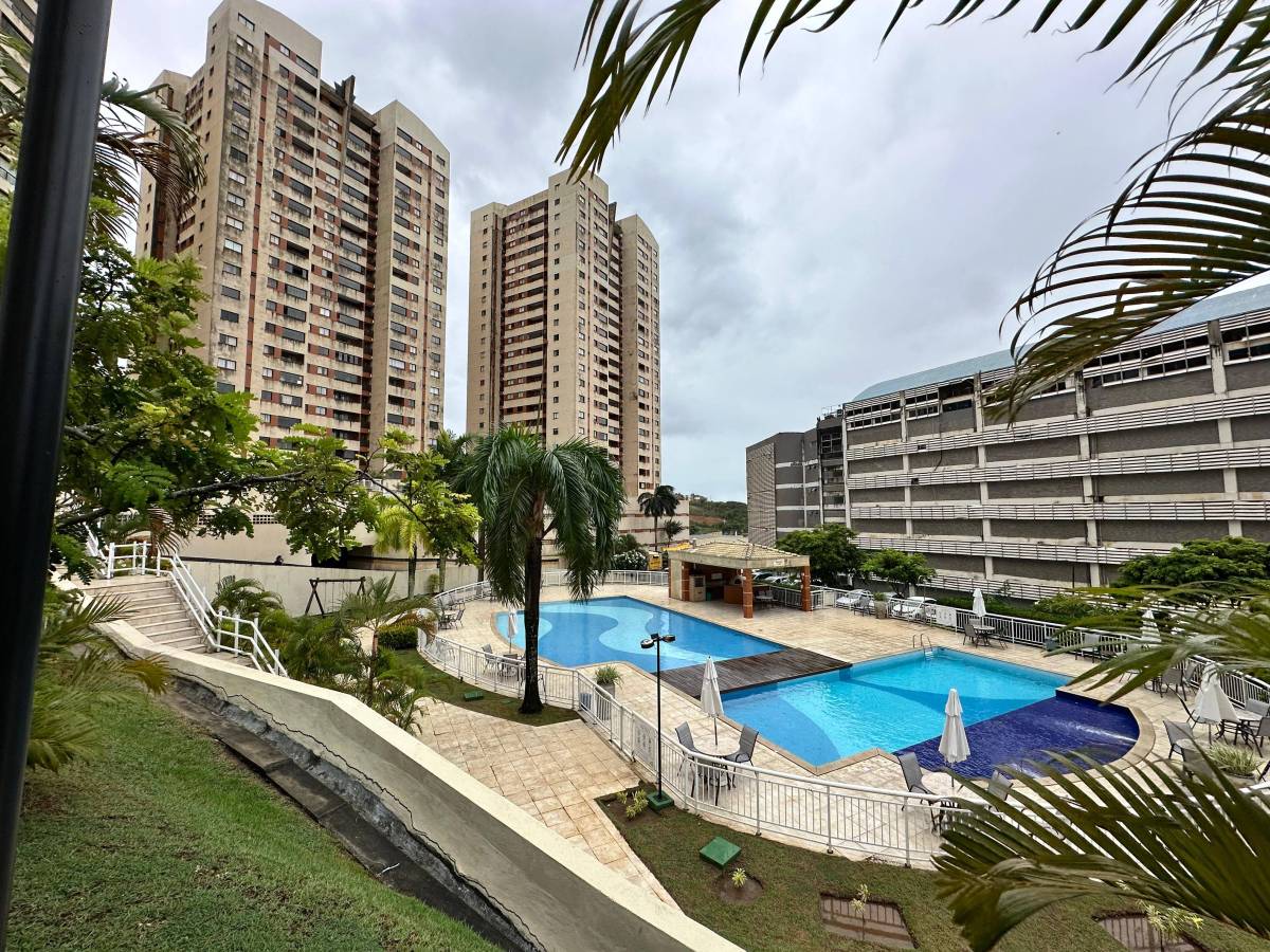 Apartamento Brisas 3 Quartos 106m² Decorado Reg. Paralela Alphaville Oportunidade - Iuri Imóveis