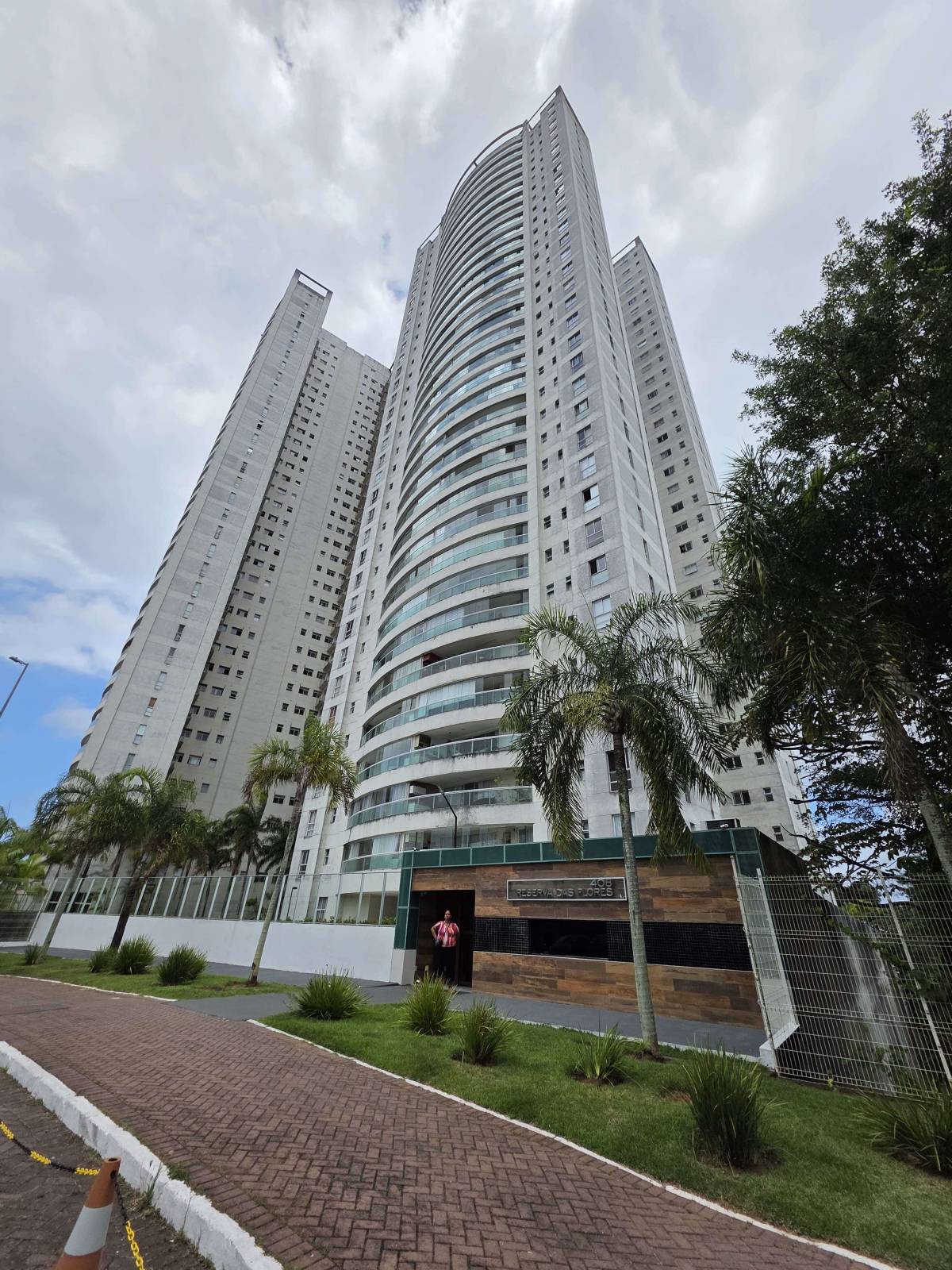 Apartamento Cabula Horto Bela Vista 3 Suítes 123m² Nascente 2 Vagas Decorado Finamente