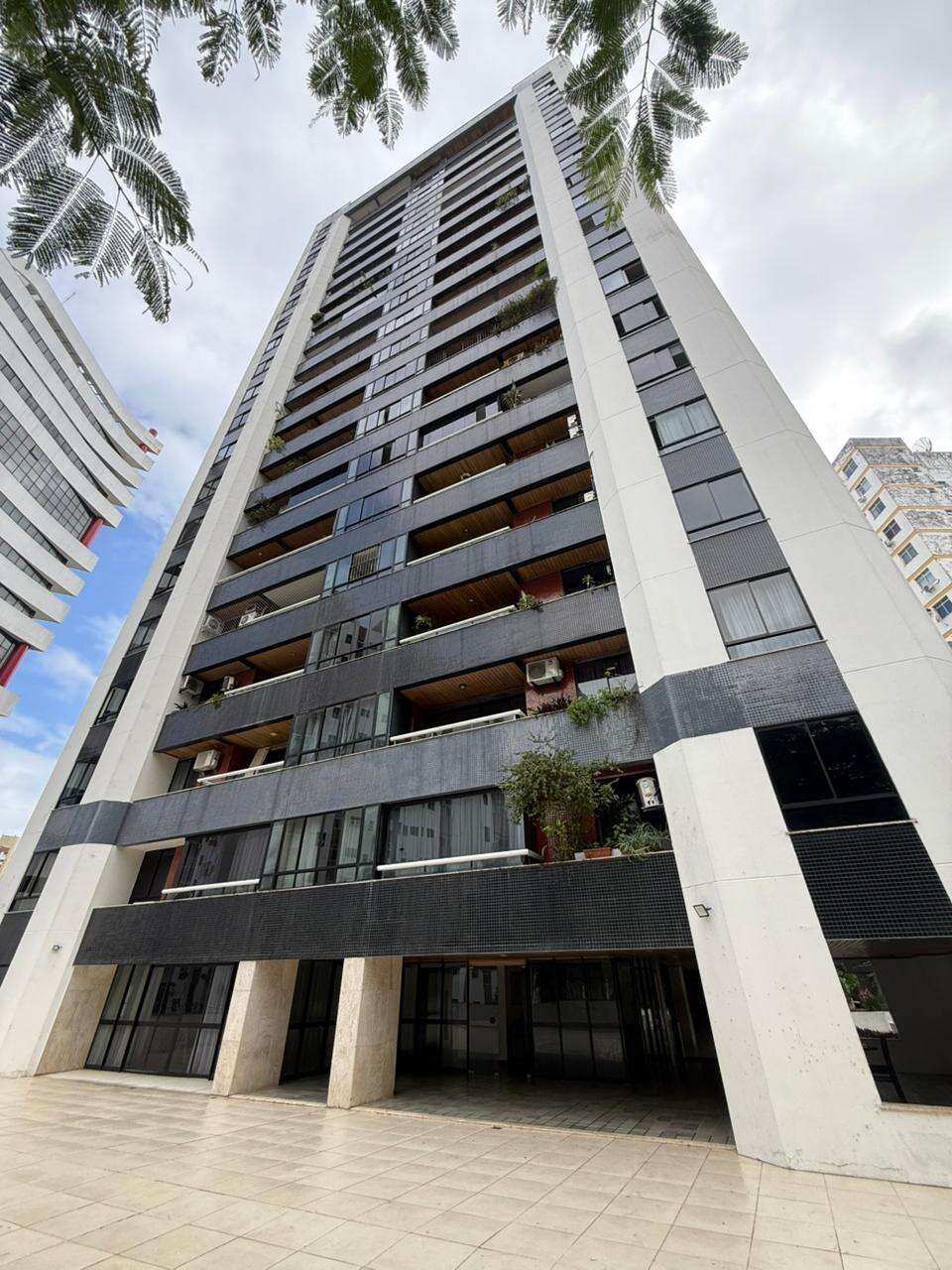 Apartamento Chame Chame 3 Quartos 127m² Mansão Green Park Reg Barra Ondina Graça - Iuri Imóveis