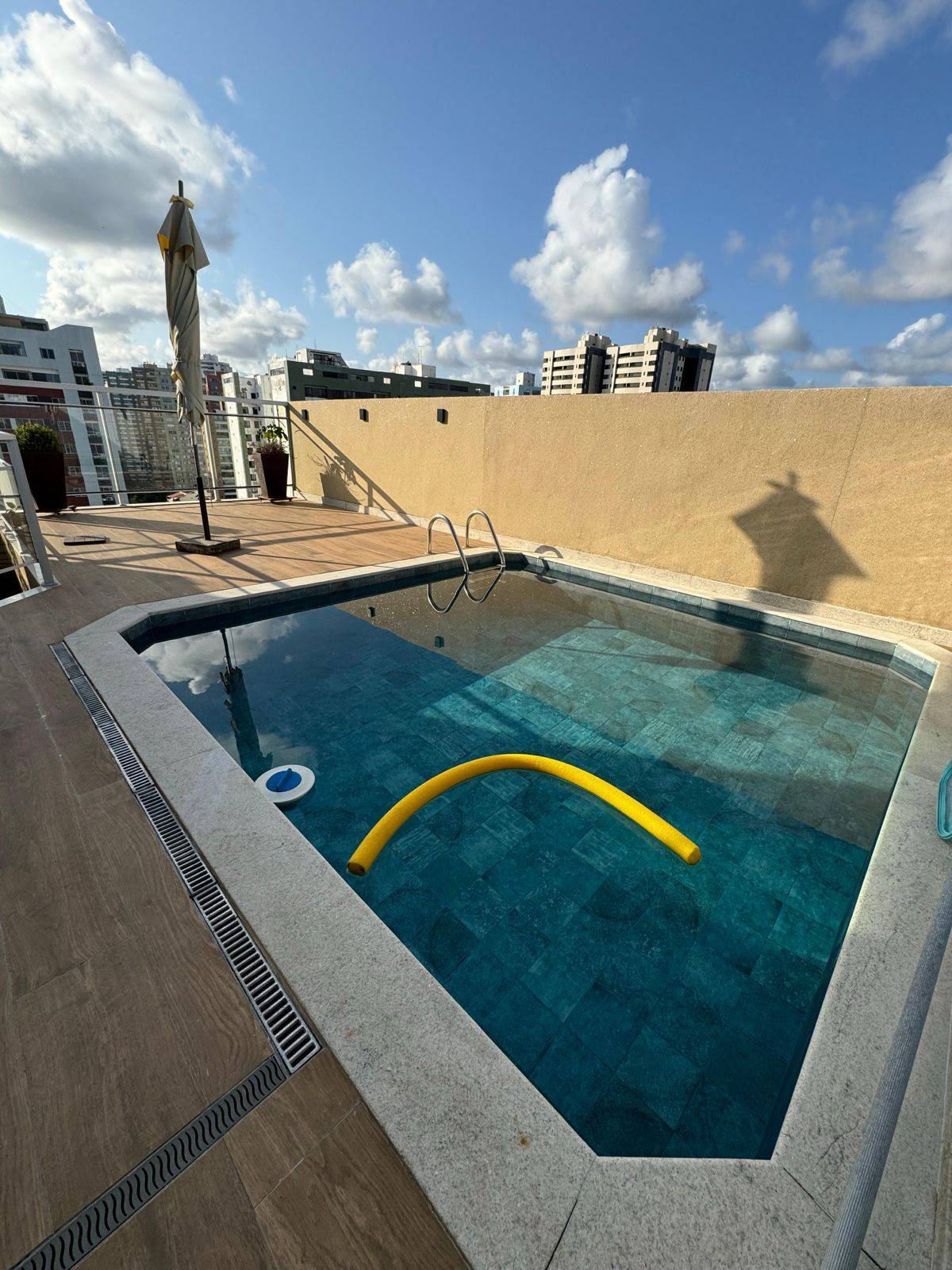 Apartamento Cobertura Pituba 4 Quartos 239m2 Decorada Colina do Mar Reg Itaigara - Iuri Imóveis