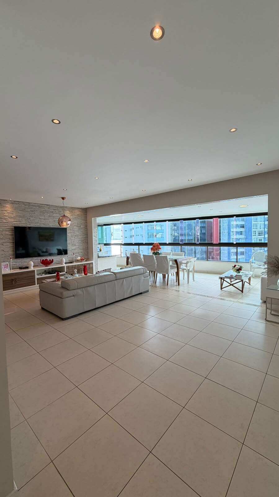 Apartamento Corredor da Vitória 4 suítes Torre Barcelona 181m² Decorado Alto Reg Graça Barra