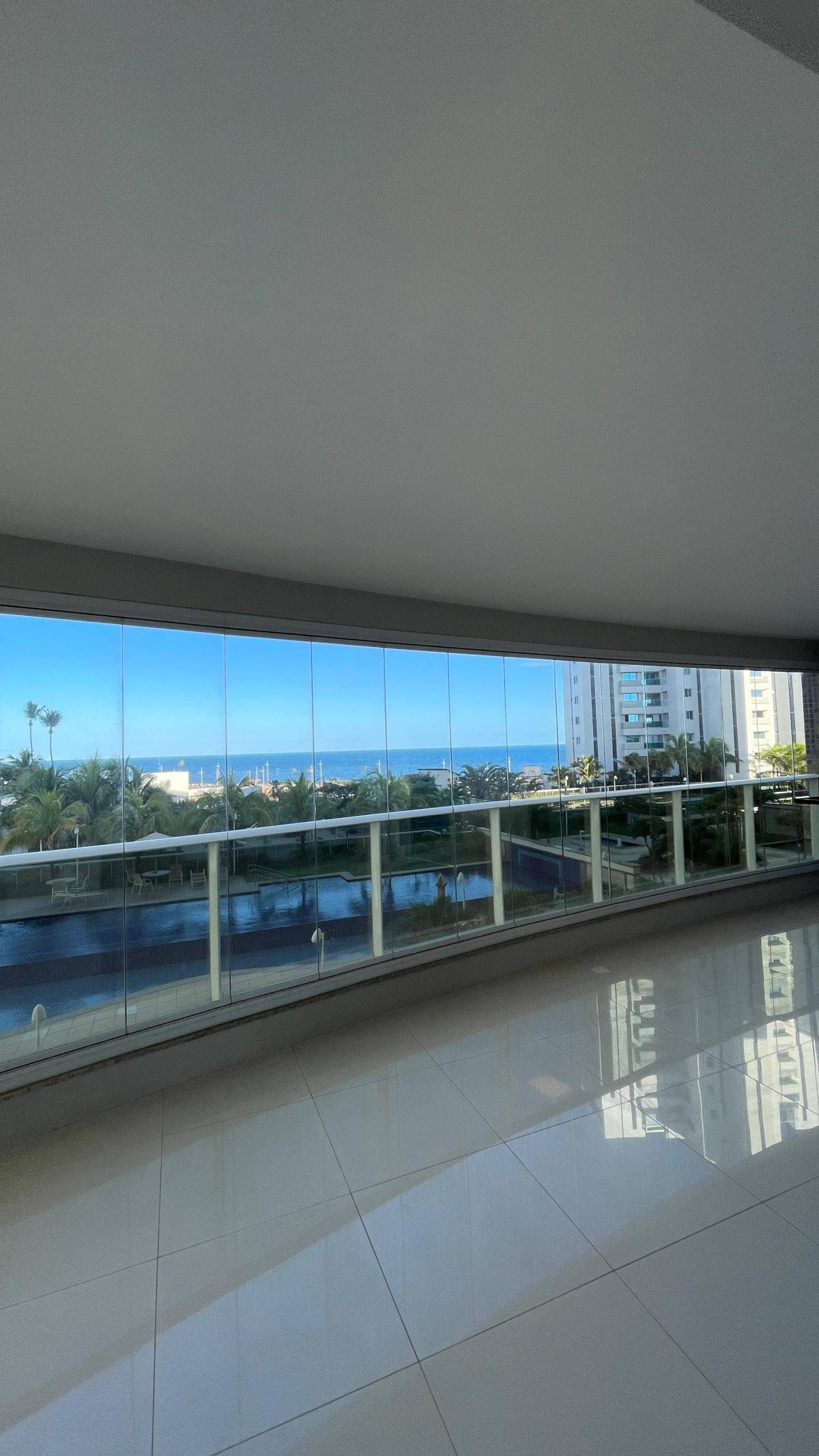 Apartamento Hemisphere 360º  de 4 Suítes 200m2 Decorada Finamente Nascente Vista mar Pituaçu  / Patamares - Iuri Imóveis