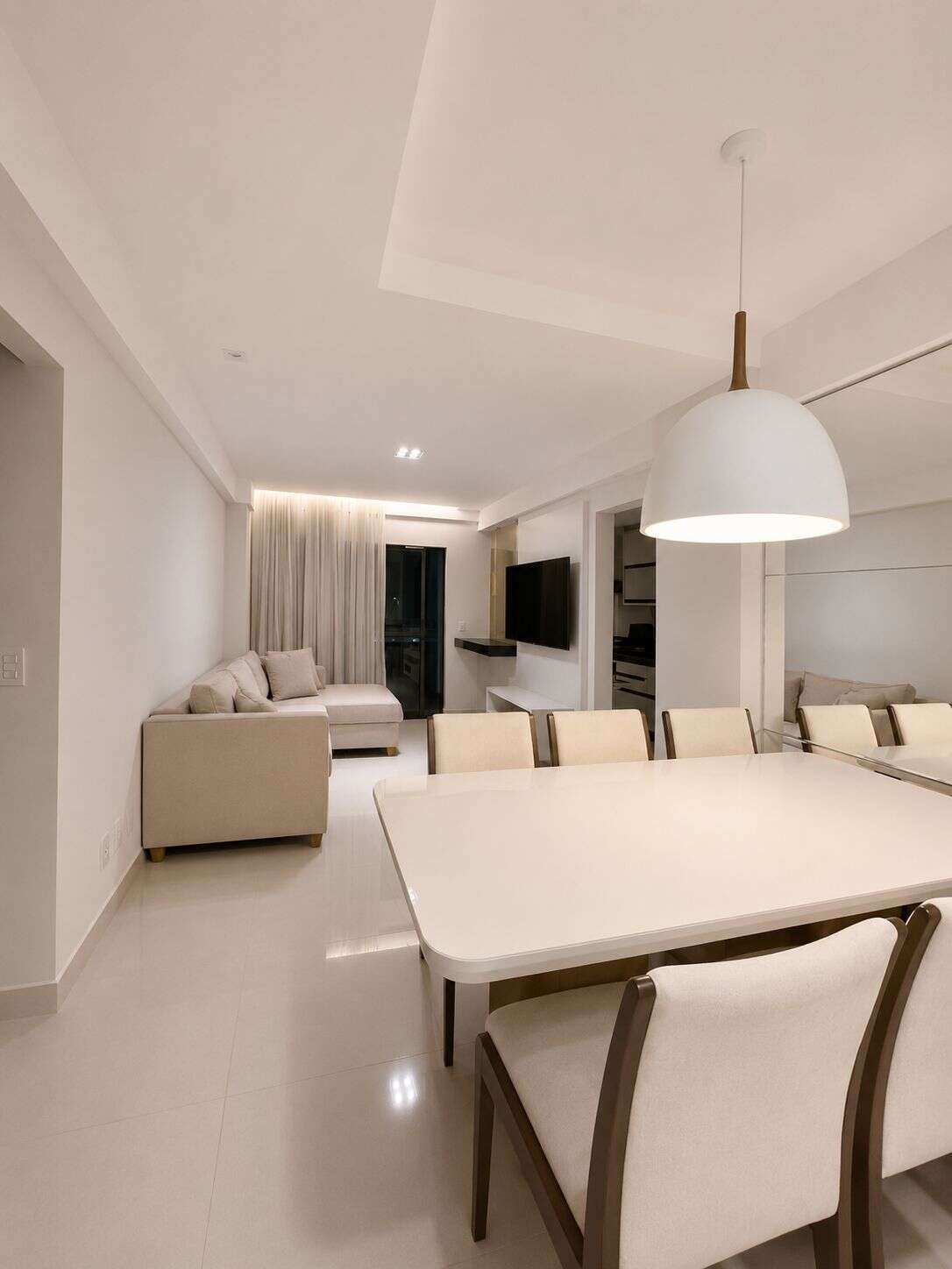 Apartamento Ondina 1 Suíte 54m² Atlantic Tower Oportunidade no Circuito Barra / Ondina de Carnaval - Iuri Imóveis