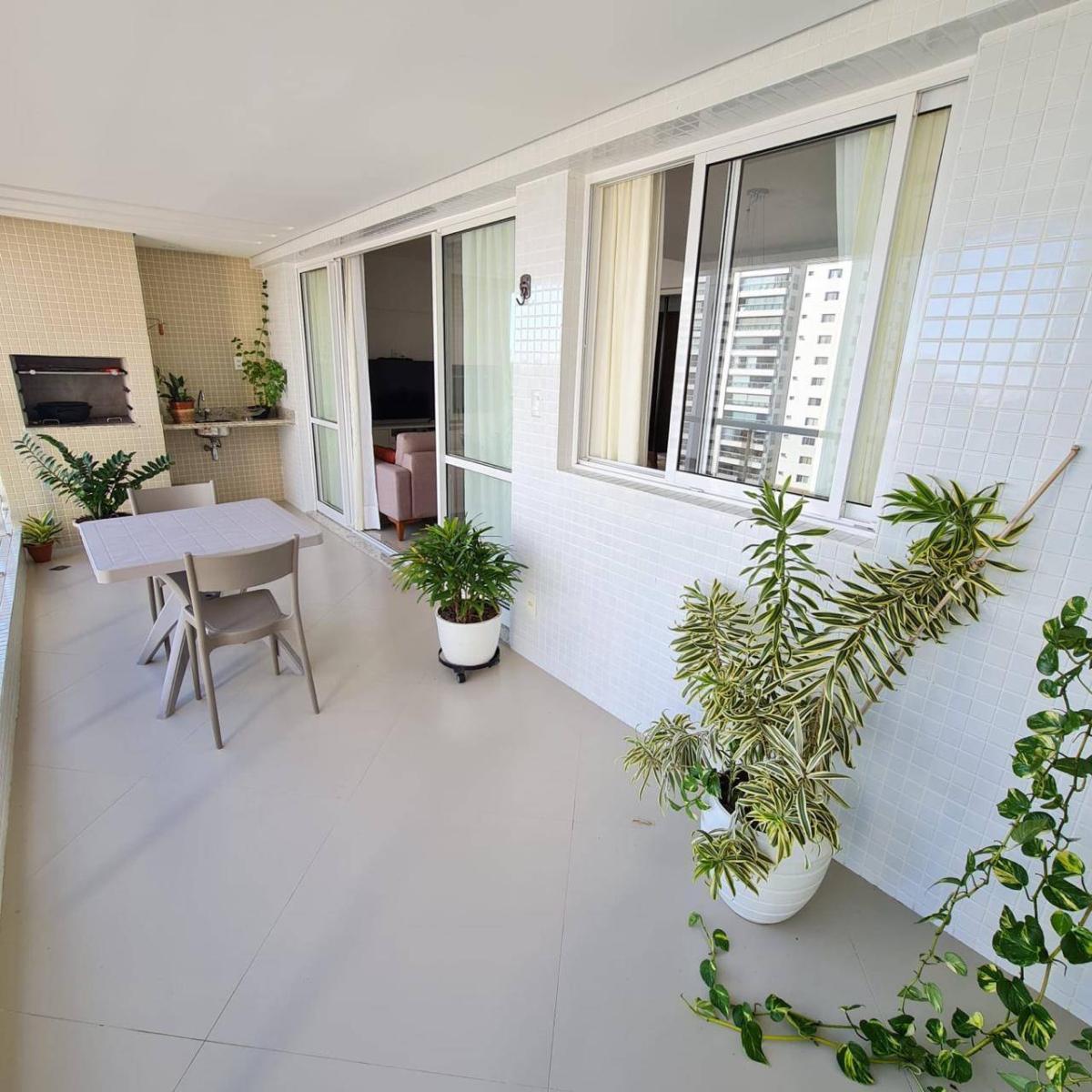 Apartamento Patamares 2 Quartos Platno Grenville 110m2 Finamente Decorado