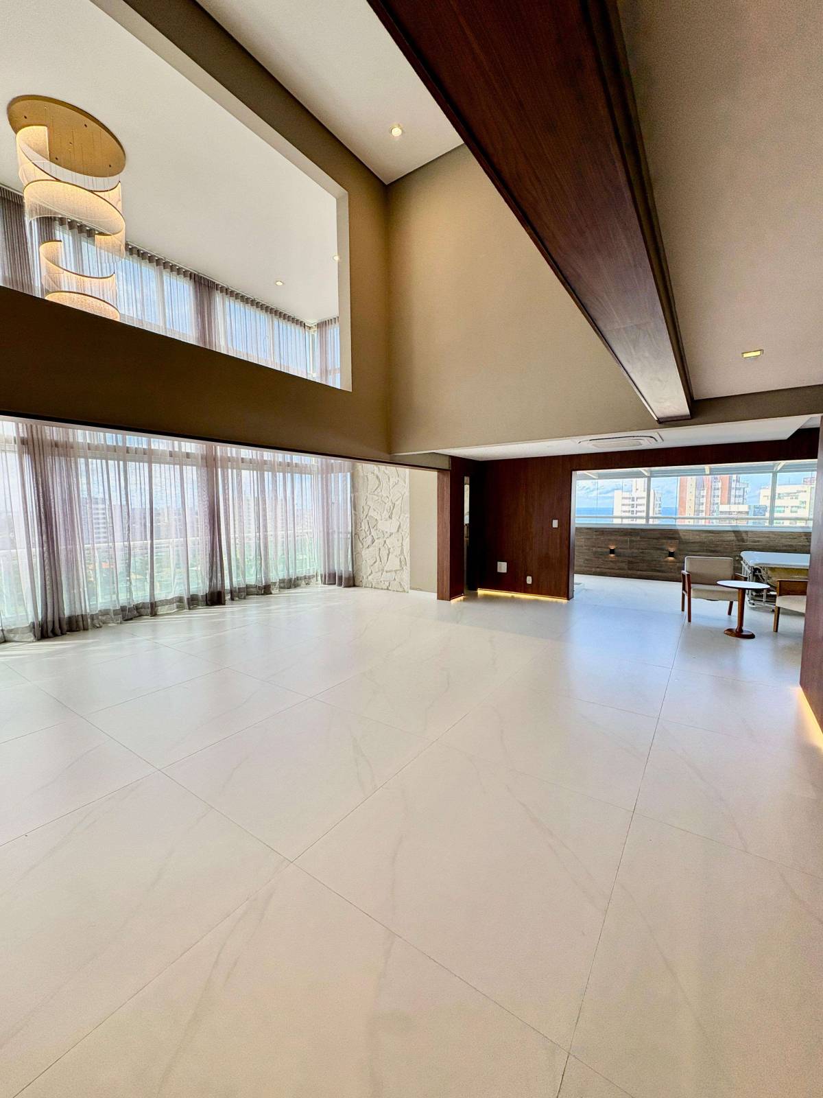Apartamento Patamares Duplex 3 Suítes 190m² AltaVista Vista Mar Reg. Pituaçu Piatã Jaguaribe