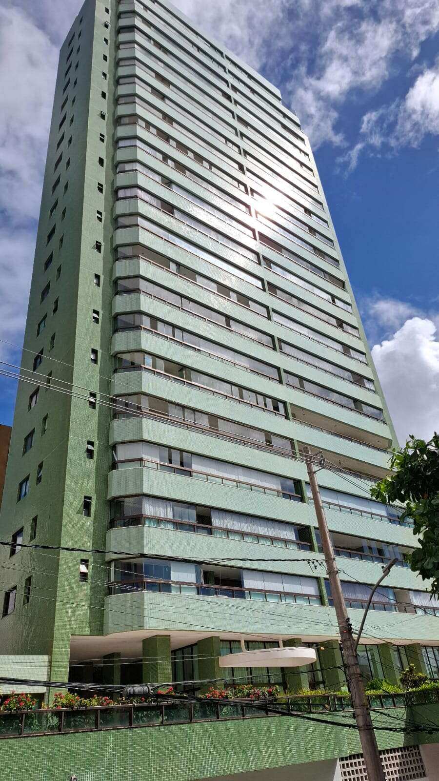Apartamento Pituba 4 Quartos 151m² Mansão Rafaelo Sanzio Reg. Magalhães Neto - Iuri Imóveis
