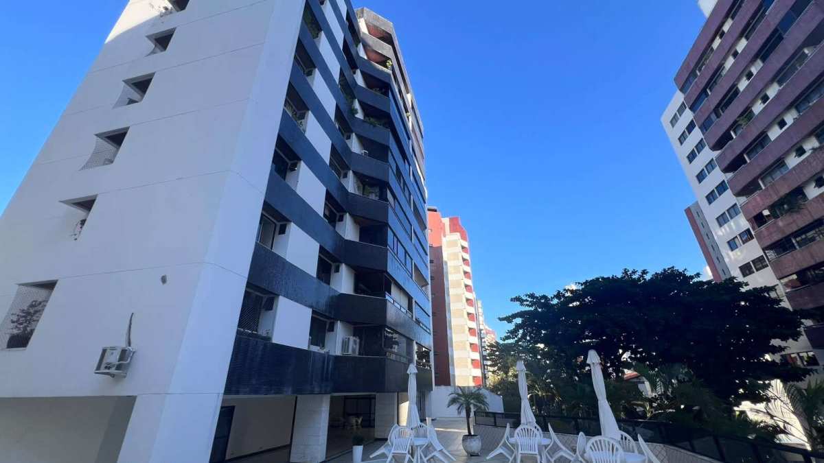 Apartamento Pituba 4 Quartos 198m² Edf. Porto Monte 3 vagas Oportunidade - Iuri Imóveis