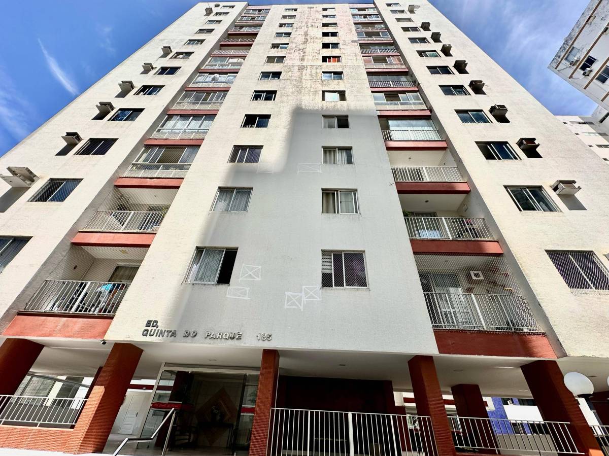 Apartamento Quinta do Parque Candeal 2 Quartos 80m² Decorado Reg. Cidade Jardim