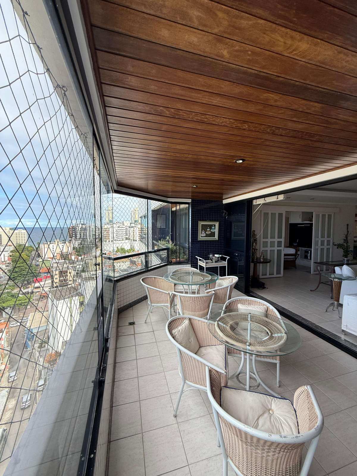 Apartamento Rio Vermelho 4 Suítes 220m² Vista Mar François Mitterrand Reg. Horto - Iuri Imóveis