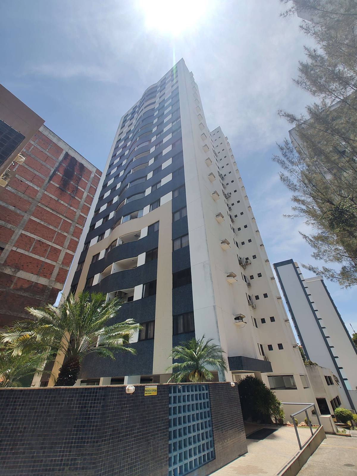Apartamento Stiep 3 quartos 84m² Reg Costa Azul Decorado Mansão Boulevard Iguatemi Jardim - Iuri Imóveis