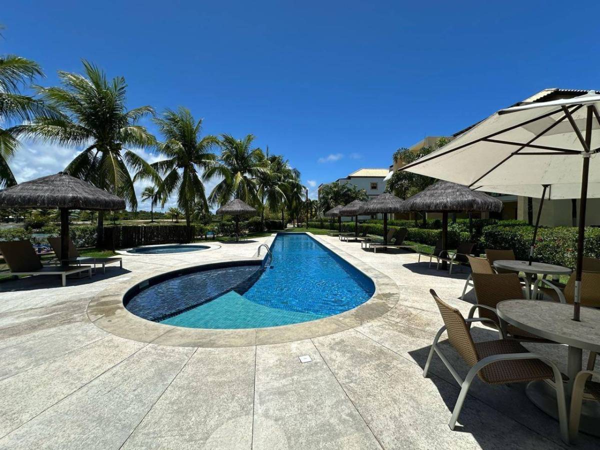 Apartamento Village Iberostar Praia do Forte 1 Quarto 100m2 Mobiliado Estrada do Coco Reg Guarajuba Imbassaí - Iuri Imóveis