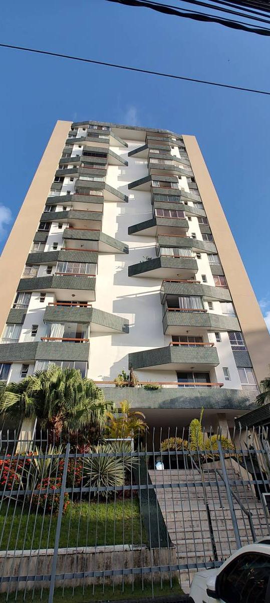 Apartamento Village Itaigara 2 Quartos com Dependência 88m2 Reg Caminho das Árvores Pituba - Iuri Imóveis