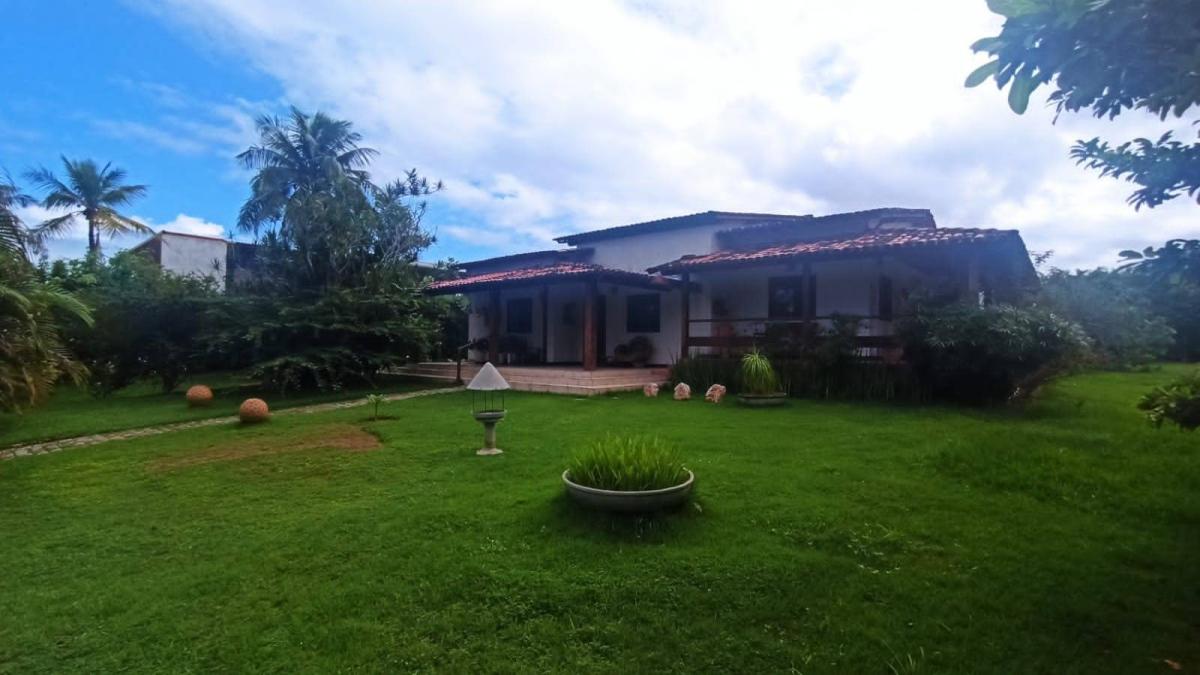 Casa 4 Quartos Encontro das Águas 3200m2 Piscina Lauro de Freitas Estrada do Coco / Linha Verde