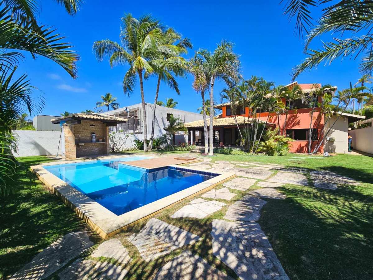 Casa 5 Quartos Porto Busca Vida Resort 980m² Reg. Lauro de Freitas Estrada do Coco - Iuri Imóveis