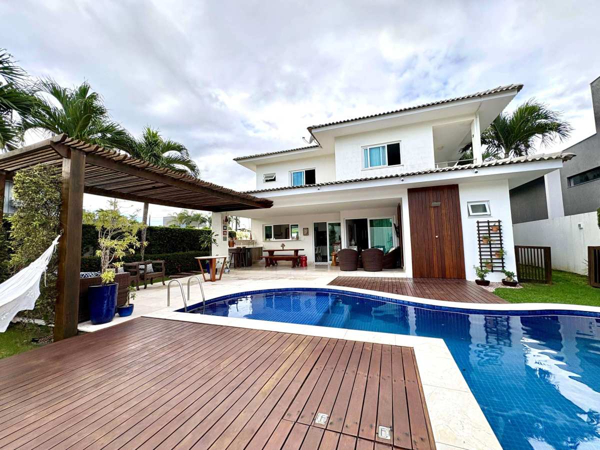 Casa Alphaville Litoral Norte 1 de 5 Suítes 473m² Estrada do Coco Linha Verde Oportunidade