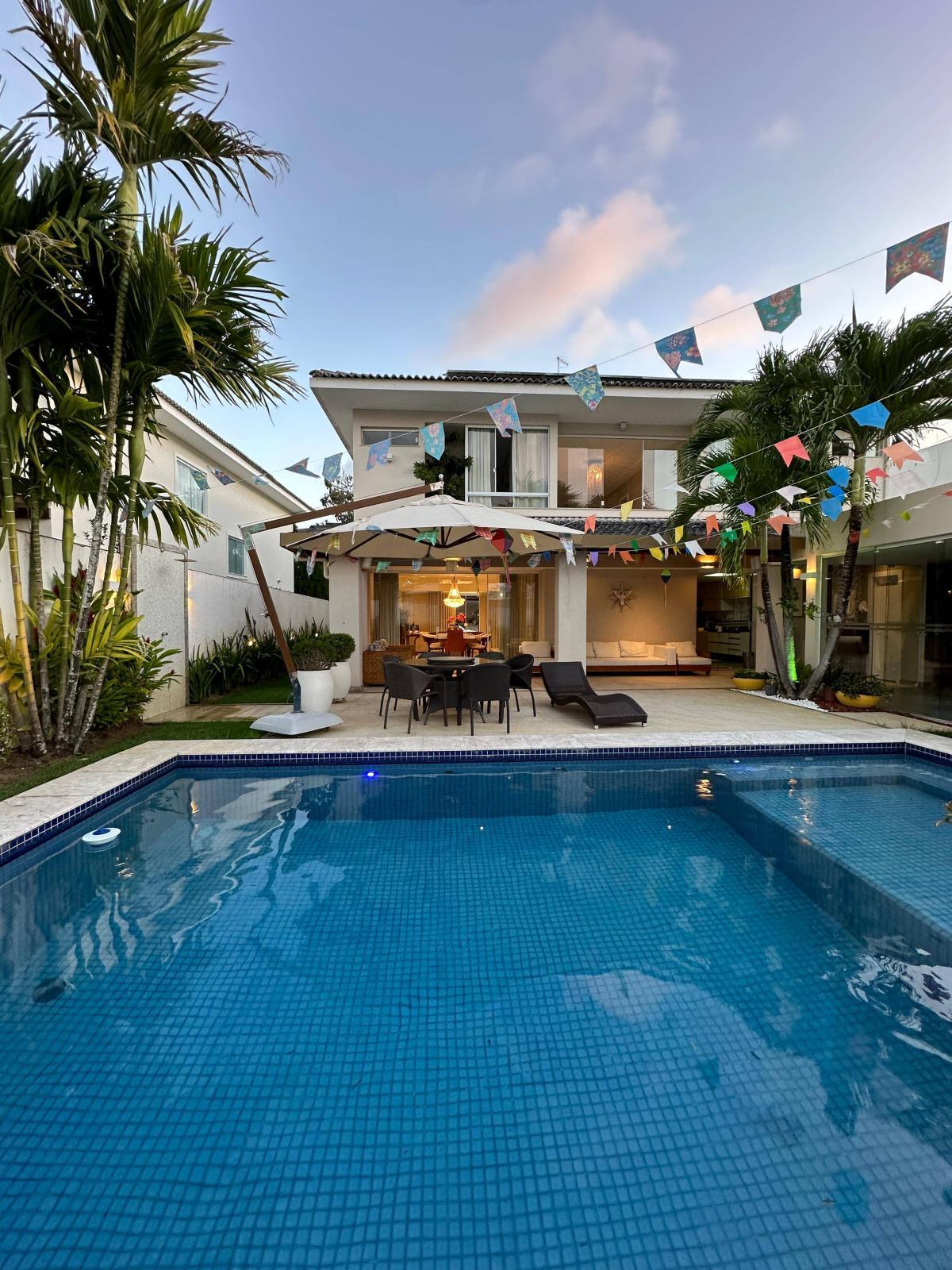 Casa Alphaville Litoral Norte 1 I e 4 suítes 514m² Oportunidade Estrada do Coco Linha Verde - Iuri Imóveis