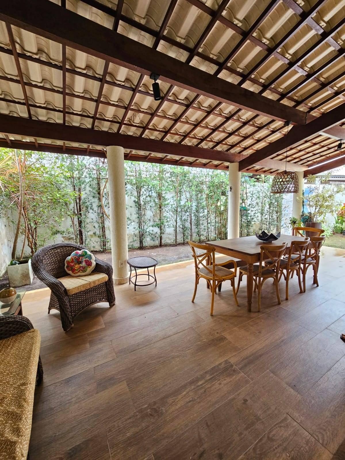 Casa Collina de Patamares Duplex 3 Suítes 360m² Cond. Reg. Pituaçu Piatã