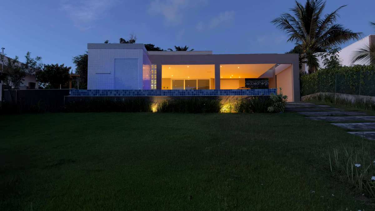 Casa Linda Busca Vida 4 Quartos 1050m² Golden Park Decorada Lauro de Freitas /Estrada do Coco / L. Verde