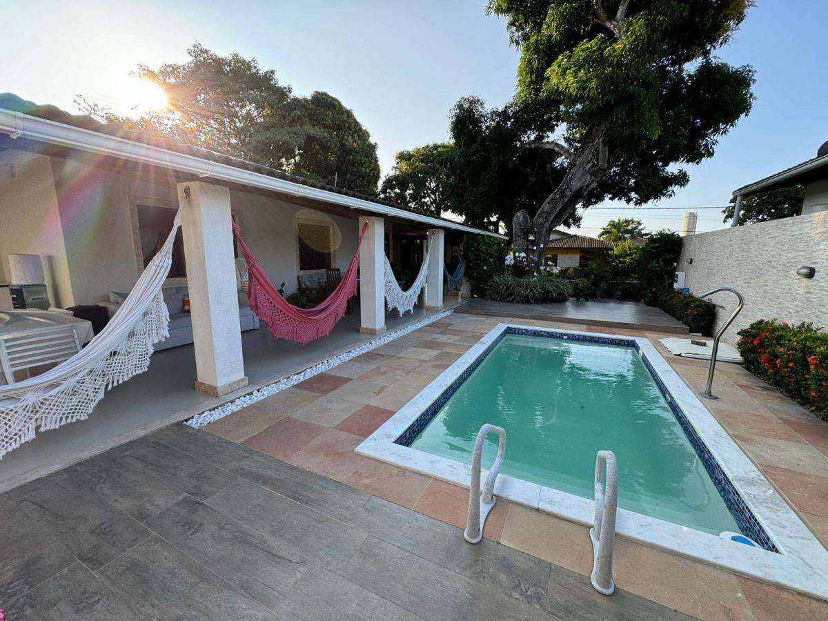 Casa Linda Maanaim Abrantes 4 Quartos 465m² Decorada Reg. Lauro de Freitas Estrada do Coco - Iuri Imóveis