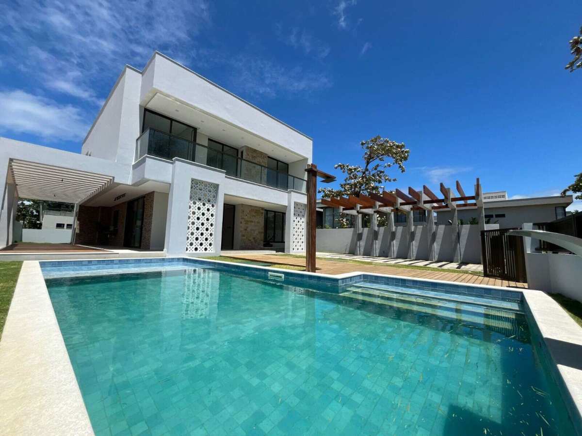 Casa Paraíso Guarajuba 4 Quartos Reg. Praia Forte Estrada do Coco Linha Verde - Iuri Imóveis