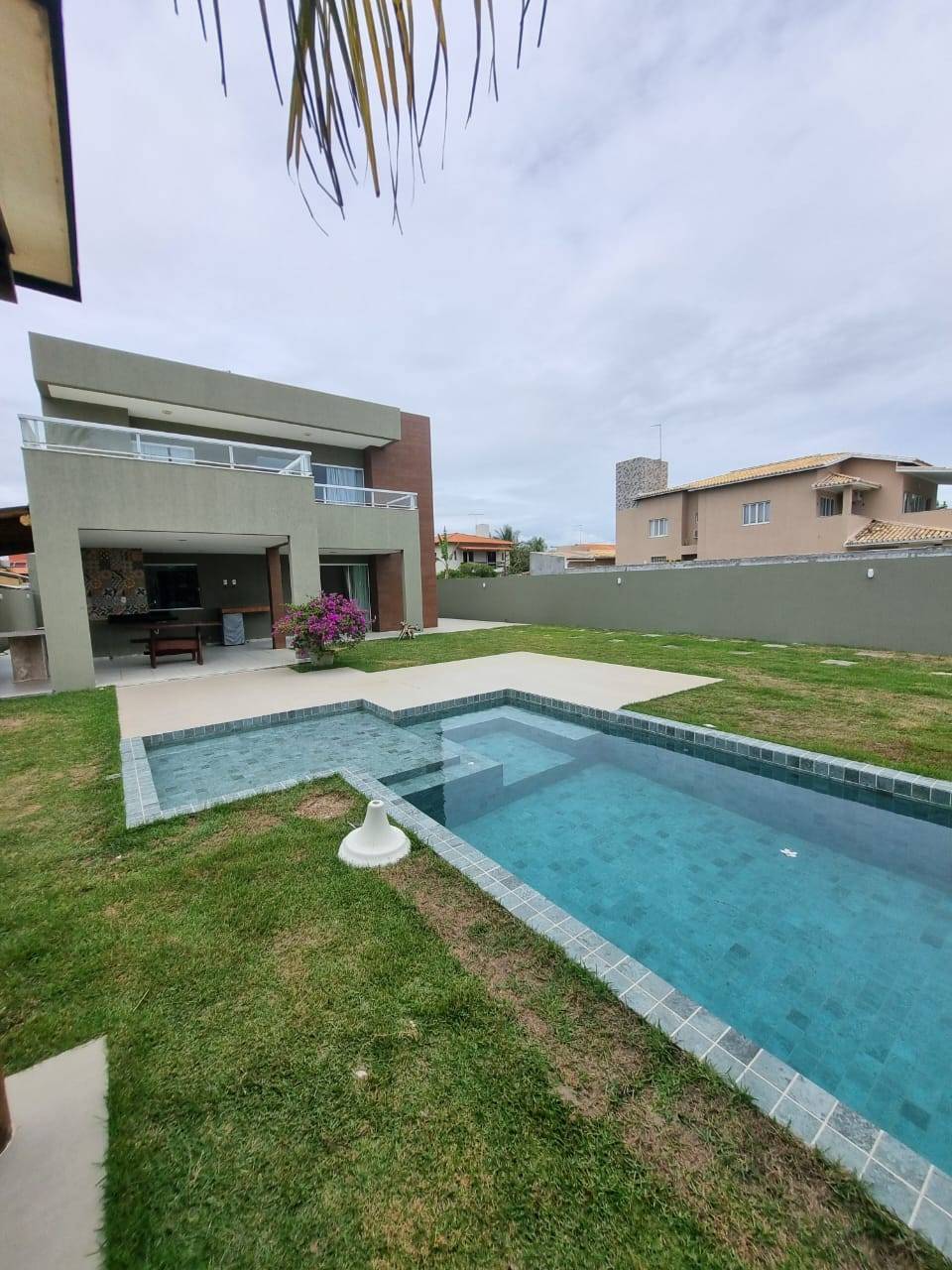 Casa Parque do Jacuípe 5 Quartos 510m² Decorada Barra Jacuípe Reg. Estrada do Coco Guarajuba - Iuri Imóveis