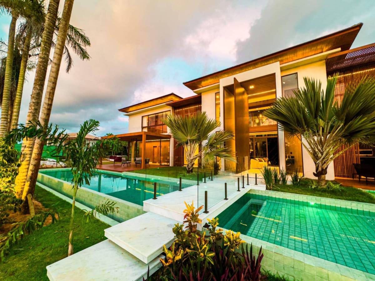 Casa Praia do Forte La Laguna 5 suítes 950m² Finamente Decorada Estrada do Coco / Linha Verde