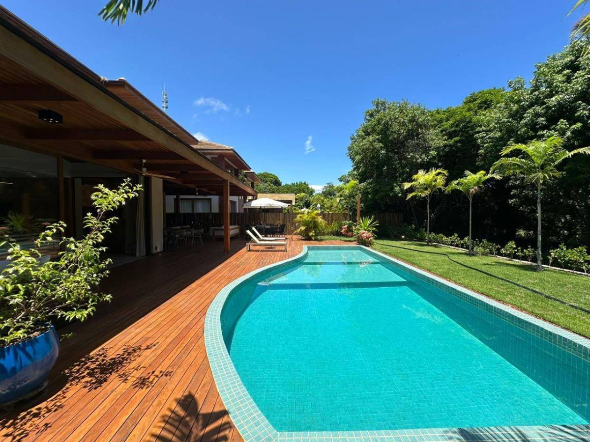 Casa Praia do Forte Praia Bella 5 suítes 594m² Estrada do Coco Linha Verde