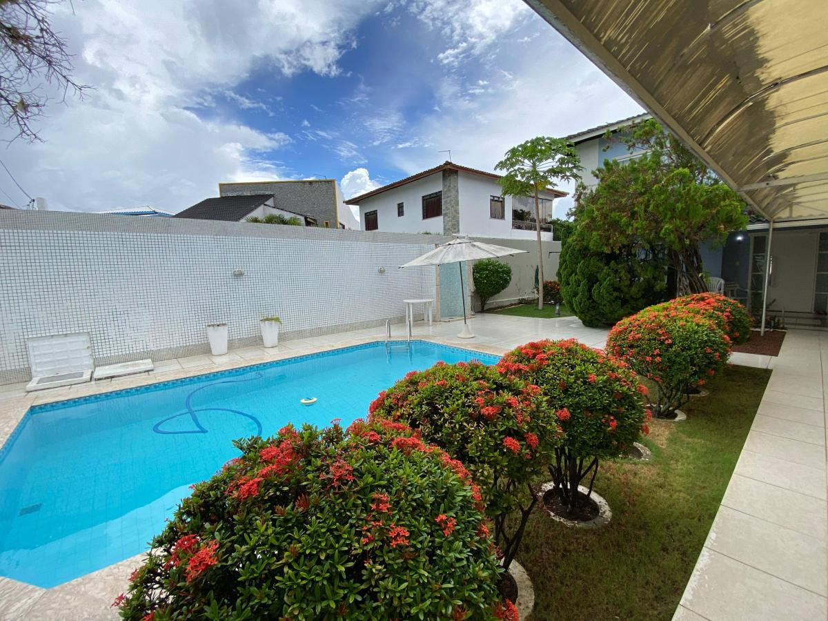 Casa Vilas do Atlântico 3 Suítes 450m² Decorada Piscina Lauro de Freitas /Estrada do Coco / L. Verde .