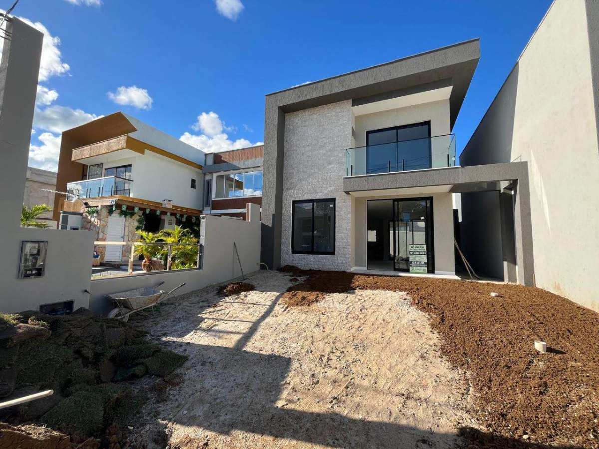 Casa Villa Florença 4 Quartos 207m² Abrantes Reg.  Lauro de Freitas / Estrada do Coco - Iuri Imóveis
