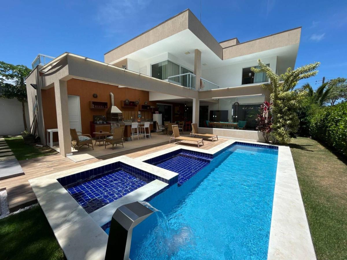 Linda Casa Alphaville Litoral Norte 1 Duplex 5 Suítes 352m² Oportunidade Estrada do Coco / Linha Verde