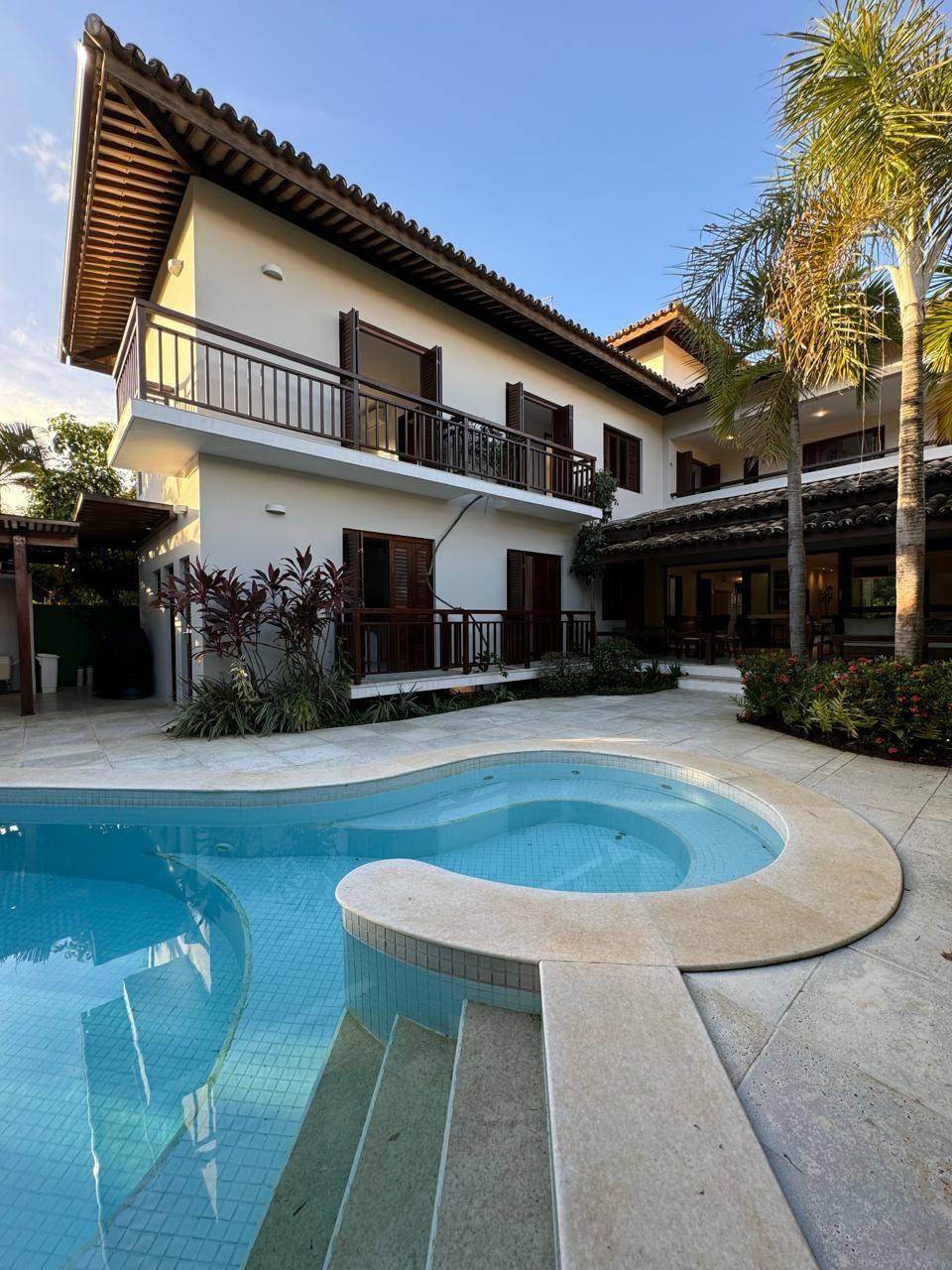 Linda Casa Porto das Baleias 6 Suítes 420m² Praia do Forte/ Estrada do Coco / Linha Verde