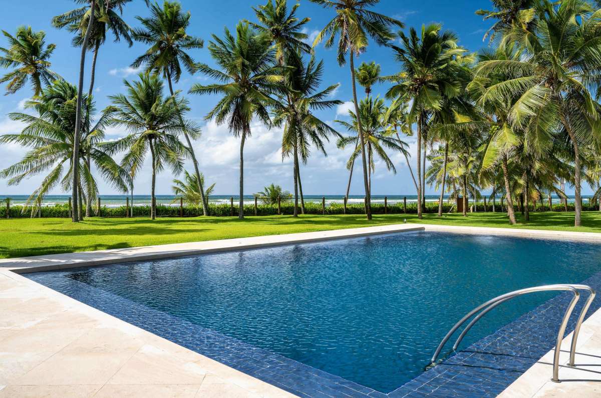 Linda Casa Praia do Forte Aldeia dos Coqueiros 10 Quartos 3.067m² Frente Mar Estrada do Coco / Linha Verde