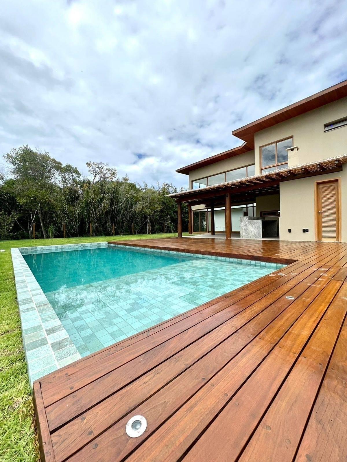 Linda Casa Praia do Forte Duplex 4 suítes Decorada Cond. Ilha dos Pássaros Estrada do Coco Linha Verde