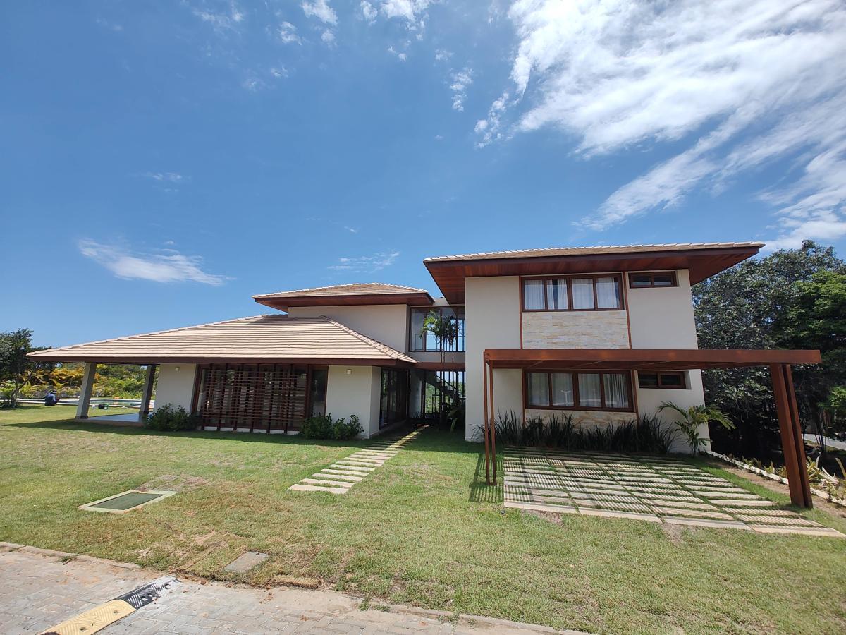 Linda Casa Praia do Forte Triplex 5 suítes Piscina Decorada Ilha dos Pássaros Estrada do Coco Linha Verde - Iuri Imóveis
